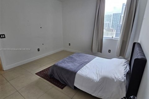 Copropriété à louer à Miami, Floride: 2 chambres, 127.09 m2 № 1367386 - photo 12