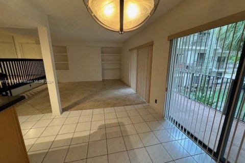 Copropriété à louer à Davie, Floride: 2 chambres, 111.48 m2 № 1367385 - photo 5