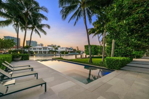 Villa ou maison à vendre à Golden Beach, Floride: 6 chambres, 720.46 m2 № 1226423 - photo 7