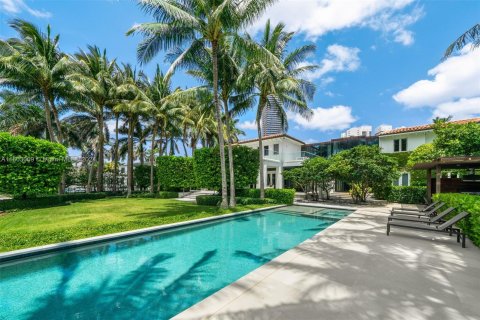 Villa ou maison à vendre à Golden Beach, Floride: 6 chambres, 720.46 m2 № 1226423 - photo 17