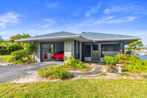 Villa ou maison à vendre à Stuart, Floride: 5 chambres, 333.98 m2 № 977000 - photo 2