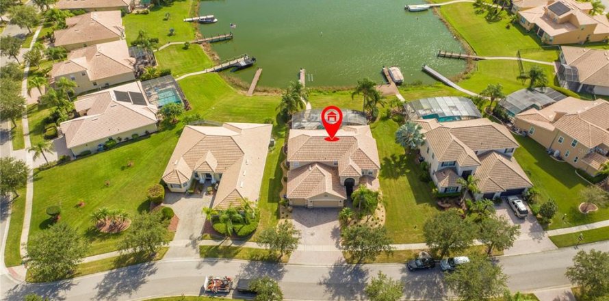 Casa en BELLALAGO en Kissimmee, Florida 5 dormitorios, 312.06 m2 № 1297366