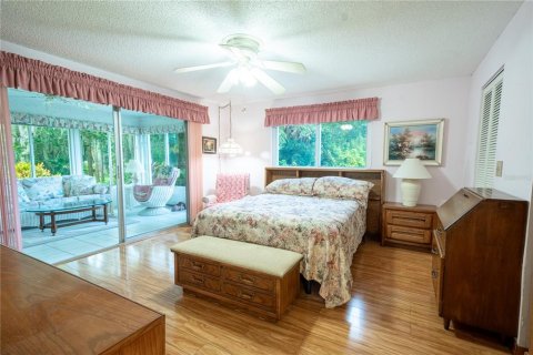 Condominio en venta en New Port Richey, Florida, 2 dormitorios, 119.66 m2 № 1320135 - foto 18