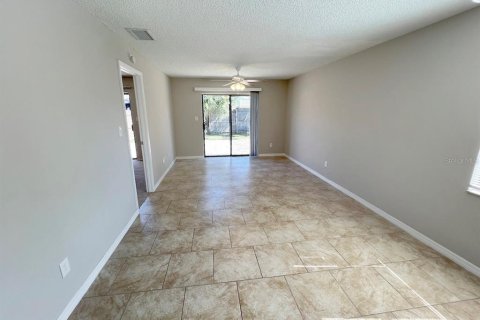 Duplex à vendre à Orlando, Floride: 2 chambres, 91.04 m2 № 1427111 - photo 7