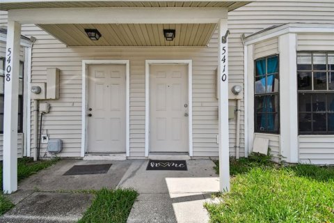 Townhouse in Tampa, Florida 2 bedrooms, 108.14 sq.m. № 1257309 - photo 2