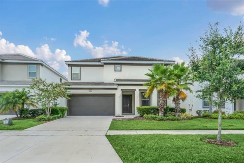 Villa ou maison à vendre à Kissimmee, Floride: 8 chambres, 301.75 m2 № 1323072 - photo 1