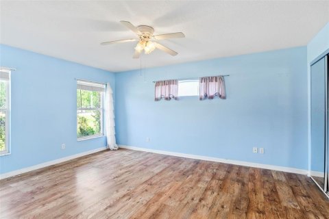 House in Edgewater, Florida 3 bedrooms, 137.4 sq.m. № 1322984 - photo 24