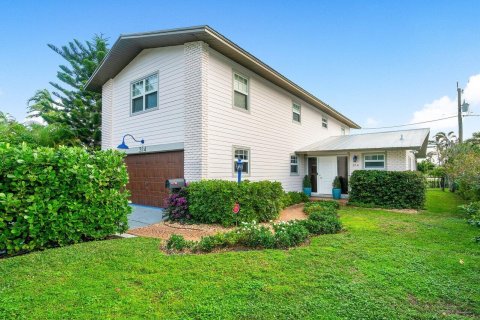 Casa en venta en Lake Worth, Florida, 3 dormitorios, 218.23 m2 № 1002773 - foto 25