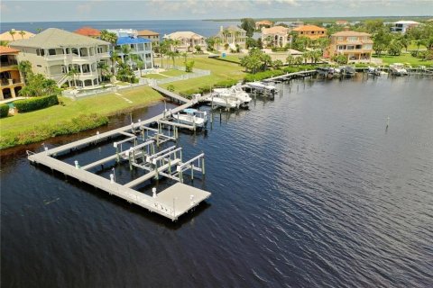 Купить земельный участок в Порт-Ричи, Флорида № 214159 - фото 4