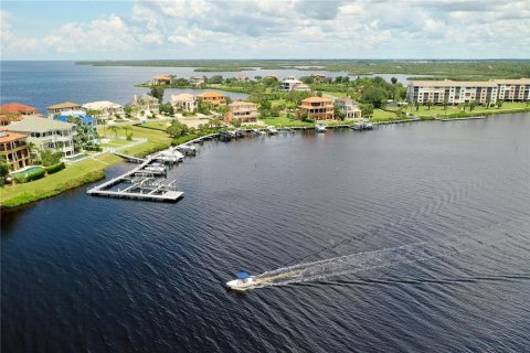 Купить земельный участок в Порт-Ричи, Флорида № 214159 - фото 16
