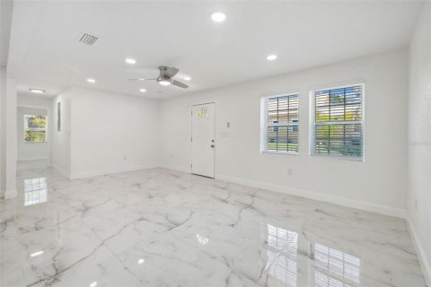 Casa en venta en Palatka, Florida, 3 dormitorios, 123.1 m2 № 1382518 - foto 11