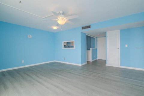 Condominio en venta en Daytona Beach, Florida, 1 dormitorio, 61.78 m2 № 1382450 - foto 12