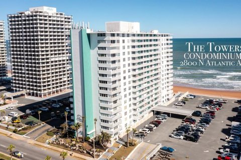 Condominio en venta en Daytona Beach, Florida, 1 dormitorio, 61.78 m2 № 1382450 - foto 1