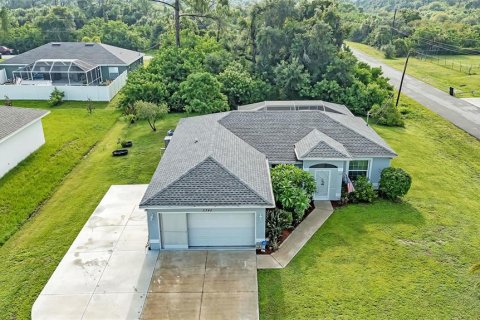 Villa ou maison à vendre à North Port, Floride: 3 chambres, 116.31 m2 № 1315307 - photo 8