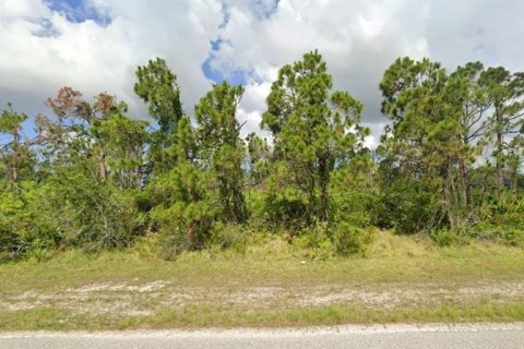 Terreno en venta en Port Charlotte, Florida № 1296032 - foto 3