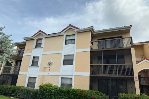 Condominio en venta en Coral Springs, Florida, 1 dormitorio, 72.84 m2 № 980488 - foto 2