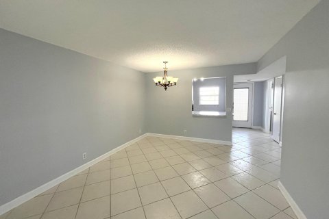 Condo in Boynton Beach, Florida, 1 bedroom  № 1135490 - photo 14