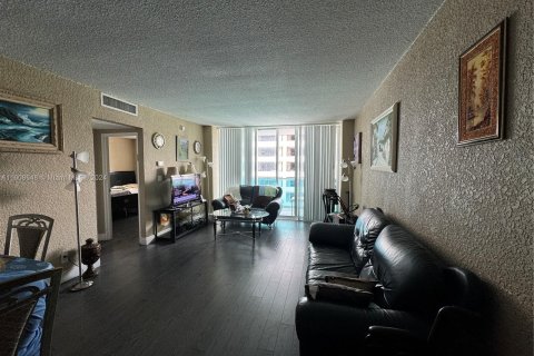 Copropriété à vendre à Hollywood, Floride: 1 chambre, 84.08 m2 № 1230685 - photo 1