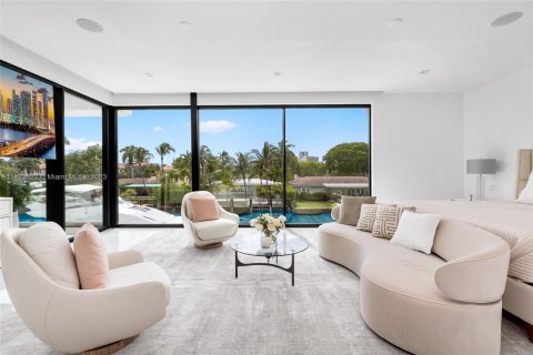 Villa ou maison à vendre à Fort Lauderdale, Floride: 8 chambres, 824.97 m2 № 628967 - photo 22
