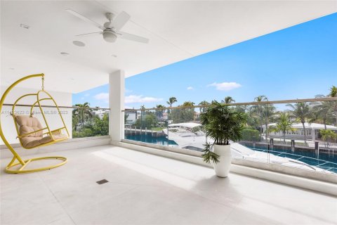 Villa ou maison à vendre à Fort Lauderdale, Floride: 8 chambres, 824.97 m2 № 628967 - photo 23