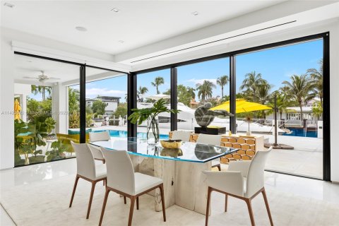 Villa ou maison à vendre à Fort Lauderdale, Floride: 8 chambres, 824.97 m2 № 628967 - photo 14