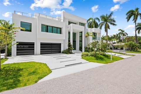 Casa en venta en Fort Lauderdale, Florida, 8 dormitorios, 824.97 m2 № 628967 - foto 10