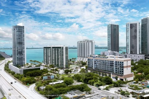 Condo in Miami, Florida, 2 bedrooms  № 1364112 - photo 8