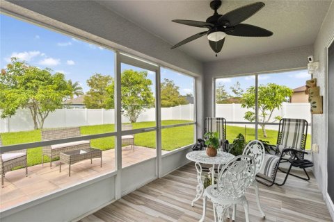 Villa ou maison à vendre à Kissimmee, Floride: 4 chambres, 213.21 m2 № 1366553 - photo 26