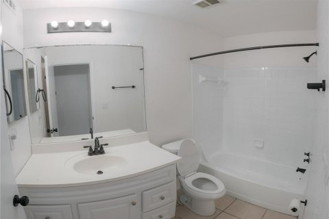 Copropriété à vendre à Orlando, Floride: 2 chambres, 75.25 m2 № 1366519 - photo 17