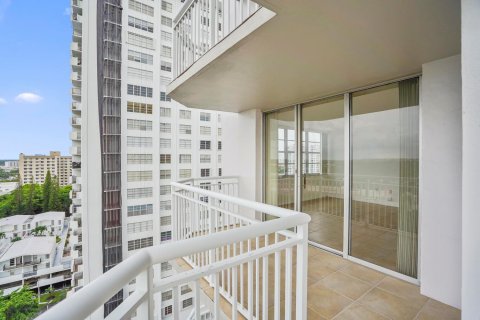 Condo in Aventura, Florida, 2 bedrooms  № 742061 - photo 29