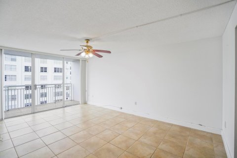 Condominio en venta en Aventura, Florida, 2 dormitorios, 149.11 m2 № 742061 - foto 26