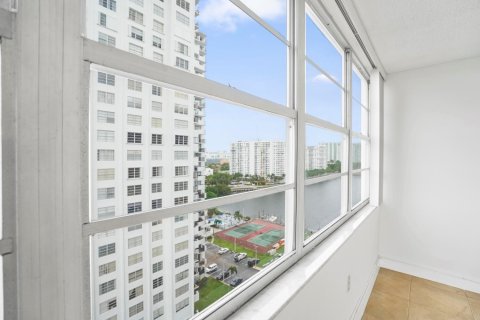 Condominio en venta en Aventura, Florida, 2 dormitorios, 149.11 m2 № 742061 - foto 27