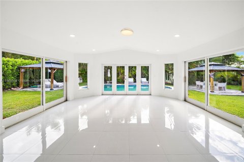 Casa en venta en Cutler Bay, Florida, 4 dormitorios, 297.94 m2 № 1094840 - foto 6