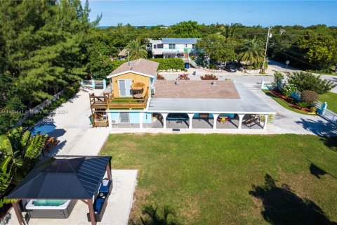 Villa ou maison à vendre à Marathon, Floride: 3 chambres, 185.34 m2 № 1291660 - photo 6