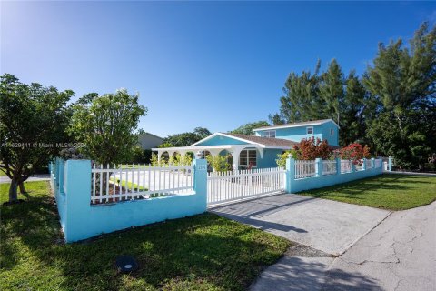 Villa ou maison à vendre à Marathon, Floride: 3 chambres, 185.34 m2 № 1291660 - photo 10