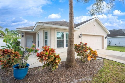 House in Lakeland, Florida 3 bedrooms, 121.05 sq.m. № 1426450 - photo 3