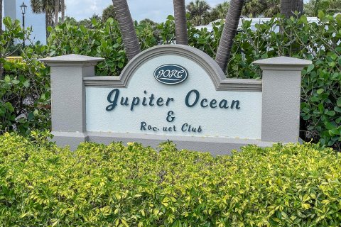 Copropriété à vendre à Jupiter, Floride: 2 chambres, 109.9 m2 № 1100726 - photo 1
