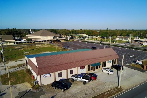 Commercial property in Auburndale, Florida 694.91 sq.m. № 966834 - photo 3