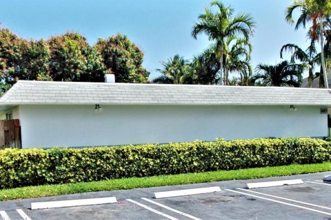 Купить коммерческую недвижимость в Делрей-Бич, Флорида 316.24м2, № 394871 - фото 19