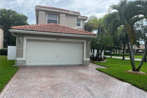 Casa en venta en Miramar, Florida, 4 dormitorios, 209.96 m2 № 1389641 - foto 3