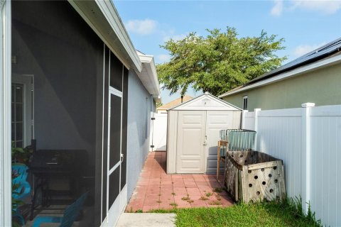 Villa ou maison à vendre à Davenport, Floride: 3 chambres, 121.7 m2 № 1264862 - photo 11