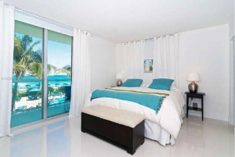 Condominio en venta en Hollywood, Florida, 2 dormitorios, 108.97 m2 № 2254 - foto 8