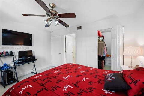 Купить кондоминиум в Хайалиа, Флорида 2 спальни, 82.5м2, № 1095790 - фото 25