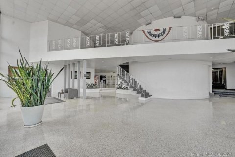 Copropriété à vendre à Miami Beach, Floride № 1321217 - photo 2