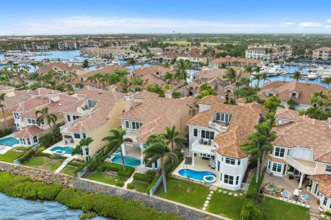 Villa ou maison à vendre à Vero Beach, Floride: 4 chambres, 415.64 m2 № 1154546 - photo 6