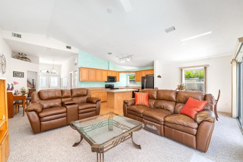 Villa ou maison à vendre à Vero Beach, Floride: 2 chambres, 116.13 m2 № 1155830 - photo 30