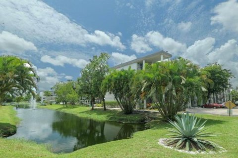 Copropriété à vendre à Lauderdale Lakes, Floride: 2 chambres, 89.19 m2 № 1155866 - photo 9