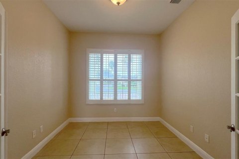 Casa en venta en Oxford, Florida, 6 dormitorios, 403.94 m2 № 1398809 - foto 15