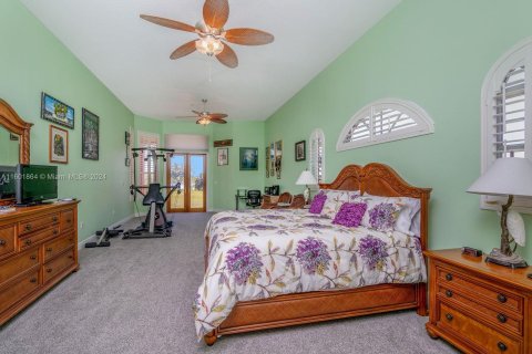 Casa en venta en Punta Gorda, Florida, 7 dormitorios № 1220760 - foto 16