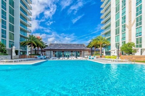 Copropriété à vendre à Sunny Isles Beach, Floride: 3 chambres, 259.66 m2 № 1365474 - photo 23